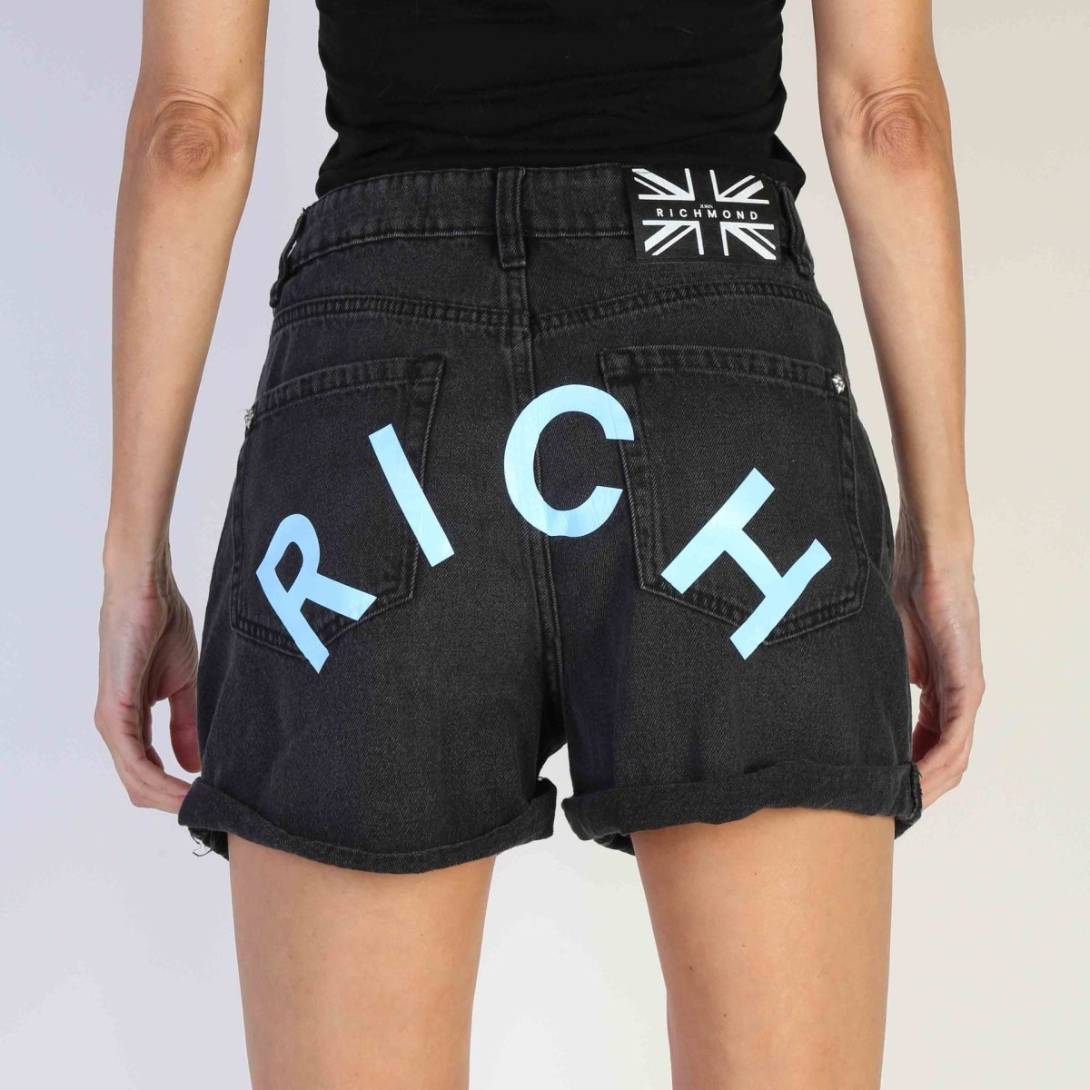 Richmond Short - Brands Outlet